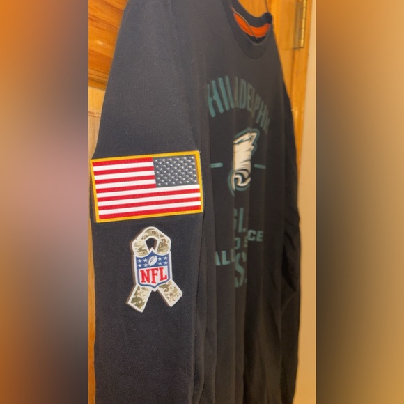 Philadelphia Eagles Nike Dri-Fit Salute to Service Long Sleeve Shirt. - Picture 2 of 6